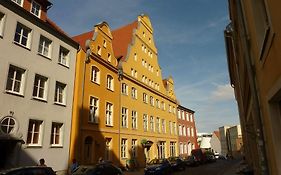 Hotel Altstadt Pension Hafenblick Stralsund Exterior photo