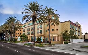 Desert Palms Hotel & Suites Anaheim Resort Exterior photo