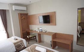 Loji Hotel Solo Room photo