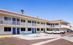 Motel 6 Mesa North Exterior photo