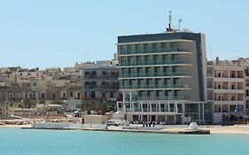 Water'S Edge Hotel Birżebbuġa Exterior photo