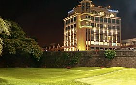 The Bayleaf Intramuros Hotel Manila Exterior photo