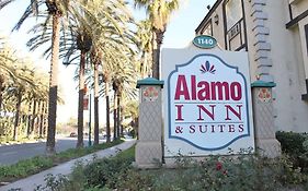 Alamo Inn & Suites Anaheim Exterior photo