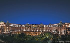 The Leela Palace Bengaluru Exterior photo