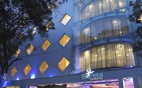 Blu Petal - A Business Hotel Bangalore Exterior photo