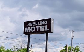 Snelling Motor Inn Minneapolis Exterior photo