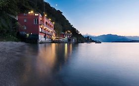 Hotel Il Porticciolo Laveno-Mombello Exterior photo