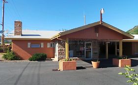 Relax Inn Yreka Exterior photo