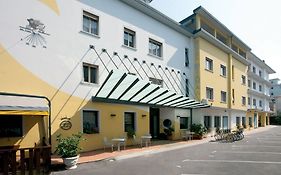 Hotel Diana Lido di Jesolo Exterior photo