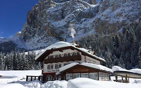 Hotel Rifugio Monti Pallidi Canazei Exterior photo