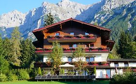 Hotel Pension Dachsteinhof Ramsau am Dachstein Exterior photo