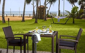 Royal Palms Beach Hotel Kalutara Exterior photo