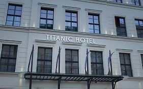 Hotel Titanic Gendarmenmarkt Berlino Exterior photo