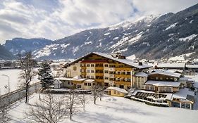 Ferienhotel Sonnenhof Zell am Ziller Exterior photo