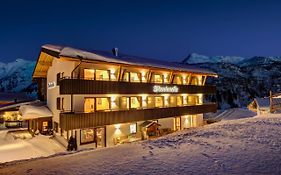 Hotel Pension Muntanella Lech am Arlberg Exterior photo