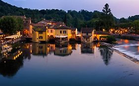 Hotel Le Finestre Su Borghetto Valeggio sul Mincio Exterior photo