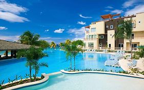 Grand Roatán Caribbean Resort Exterior photo