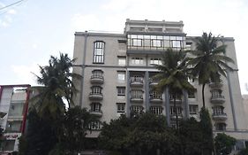 Hotel Maurya Bangalore Exterior photo