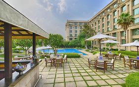 The Grand New Delhi Hotel Exterior photo