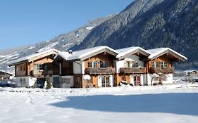 Chalet Schnee Villa Mayrhofen Exterior photo