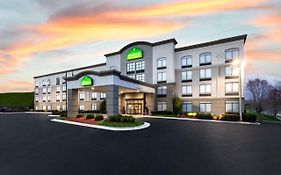 Wingate By Wyndham Charlotte Speedway/Concord Exterior photo