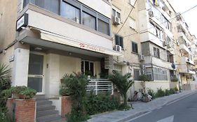 Salku Serviced Rooms Tirana Exterior photo