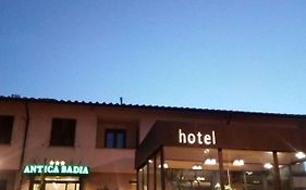 Hotel Antica Badia Volterra Exterior photo
