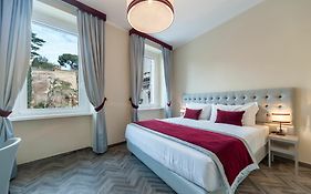 Foro Romano Luxury Suites Exterior photo