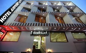 Hotel Airport City Nuova Delhi Exterior photo