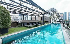 The Nest Ploenchit By Favstay Bangkok Exterior photo