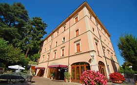 Alla Rocca Hotel Conference&Restaurant Bazzano Exterior photo