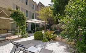 N15 - Les Confidences - Chambres D'Hotes Avignone Exterior photo