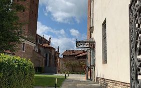 Castello La Rocchetta Aparthotel Sandigliano Exterior photo