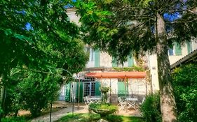 Au Saint Roch - Hotel Et Jardin Avignone Exterior photo