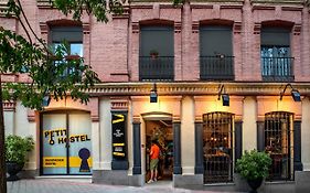 Petit Hostel La Latina (Adults Only) Madrid Exterior photo