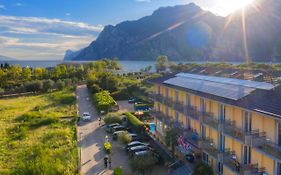 Hotel Roma Torbole Sul Garda Exterior photo