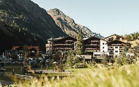 Verwoehnhotel Wildspitze Sankt Leonhard im Pitztal Exterior photo