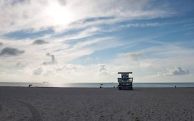 Ocean Beach Suites Miami Beach Exterior photo