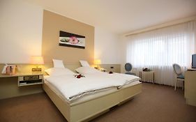 Hotel Am Peterstor Montabaur Room photo