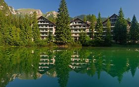 Hotel Lago di Braies Braies  Exterior photo