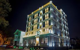 Ambassador Hotel Chişinău Exterior photo