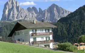 Albergo Somont Ortisei Exterior photo