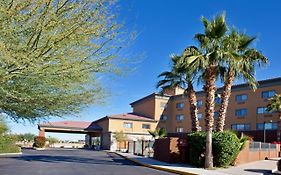 Holiday Inn Express & Suites Phoenix/Chandler Exterior photo