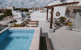 Mora Suites And Apartments By Kalma Playa del Carmen Exterior photo