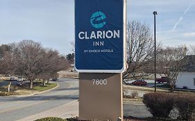 Hotel Clarion Pointe Greensboro Airport Exterior photo