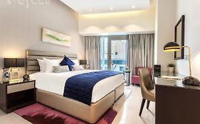 Staycae Holiday Homes - Majestine Dubai Exterior photo