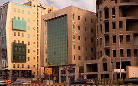 Mabet Al Tahlia Hotel Apartments Jiddah Exterior photo