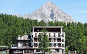 Hotel Baita della Luna Cesana Torinese Exterior photo