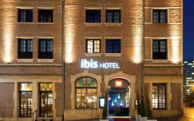 Ibis Brussels Off Grand Place Hotel Exterior photo