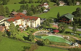 Lerchs Landhotel Sankt Johann im Pongau Exterior photo